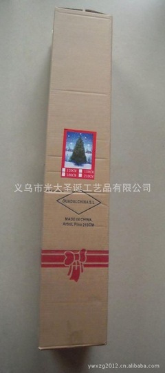 圣誕樹選擇的藝術(shù) 從120cm加密PVC樹到義烏廠家的匠心之道